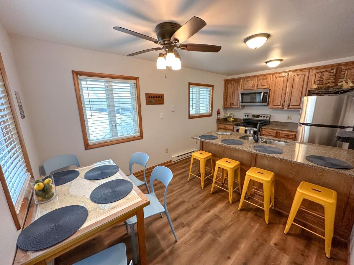 Fun Family Home Near Cedar Point ساندسكاي المظهر الخارجي الصورة