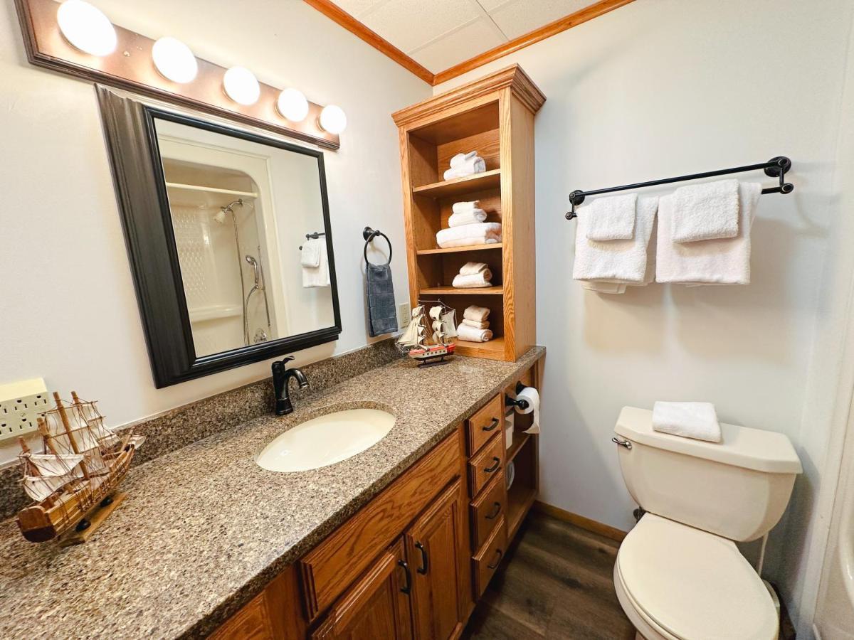Fun Family Home Near Cedar Point ساندسكاي المظهر الخارجي الصورة
